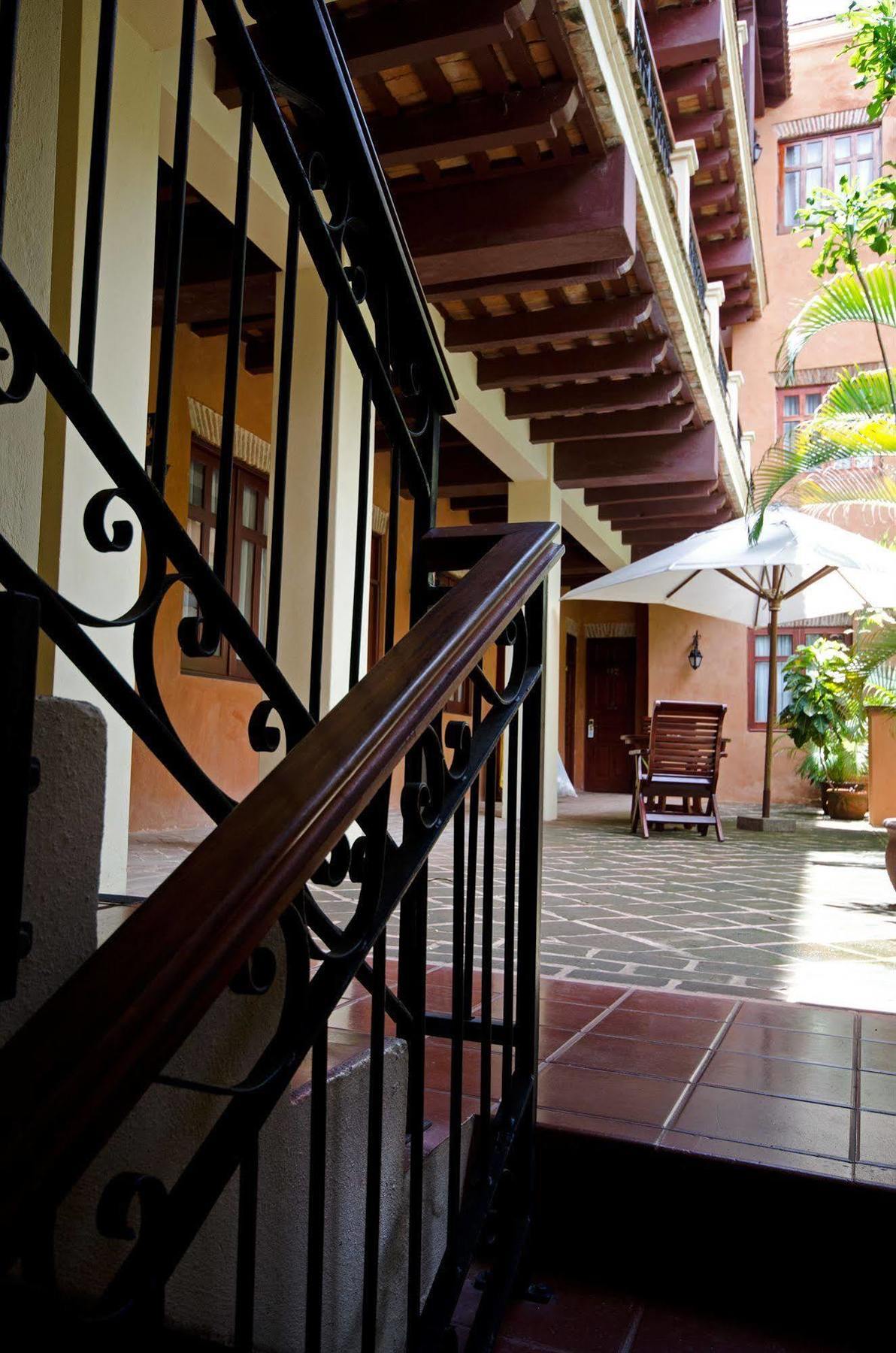 Boutique Hotel Palacio Санто-Доминго Экстерьер фото
